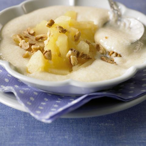 Warmer Grießbrei mit Birnen