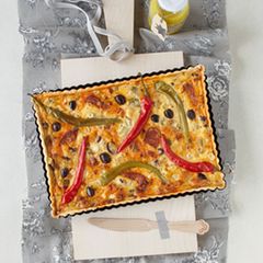 Chorizo-Quiche und Pinienkern-Vinaigrette