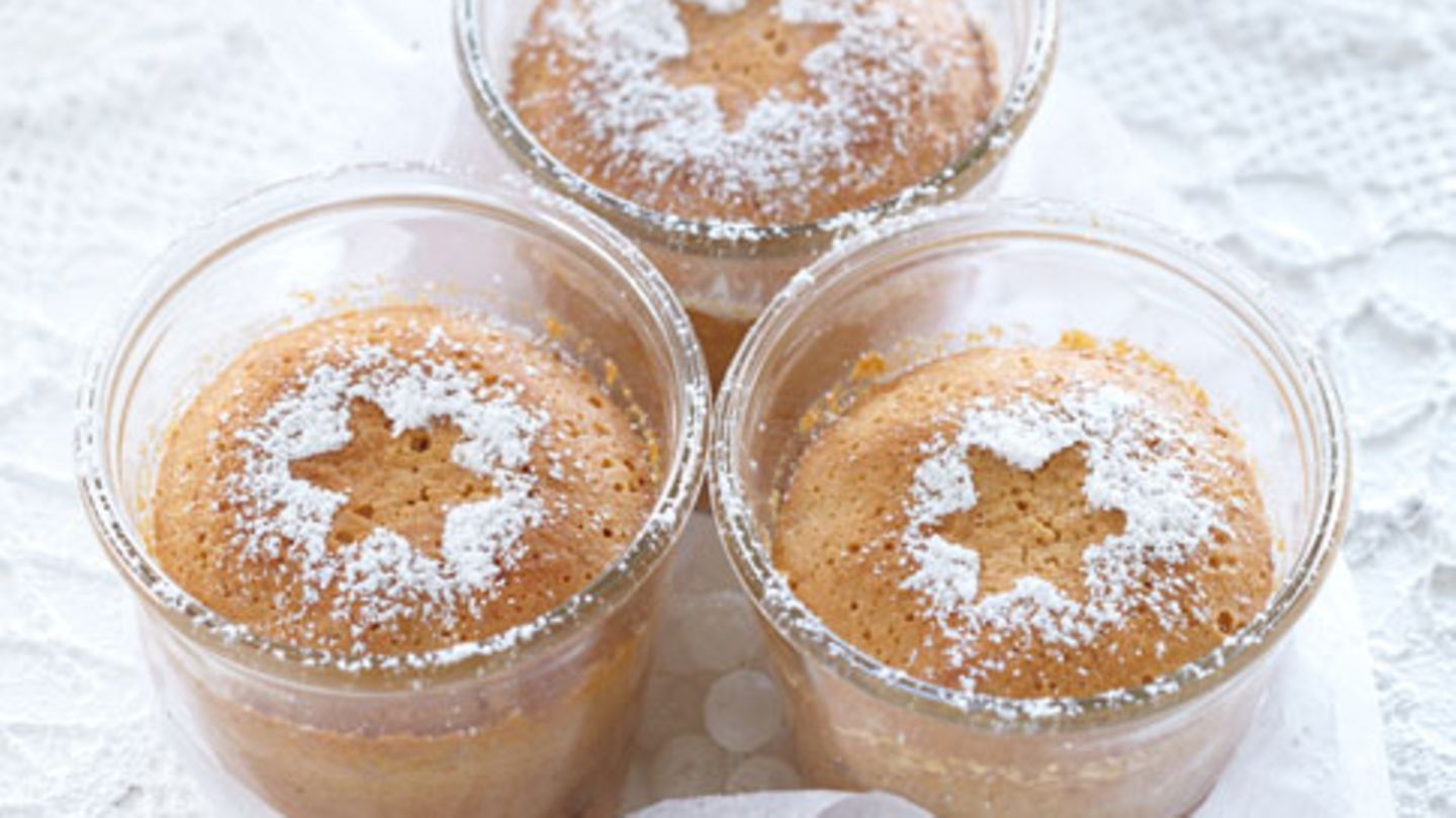 Weiße Schoko-Amarena-Kuchen Rezept