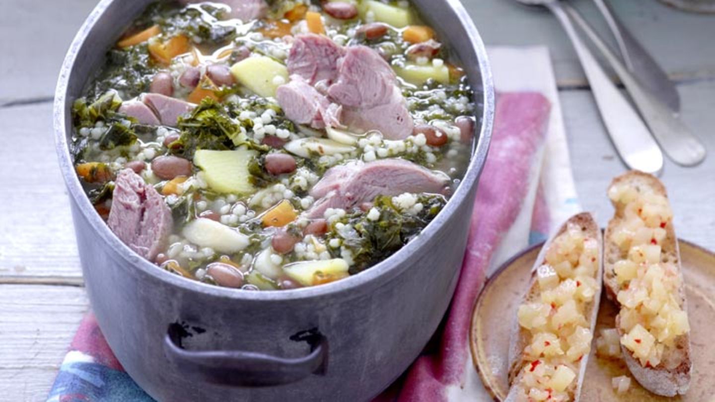 Grünkohleintopf mit Lammschulter Rezept