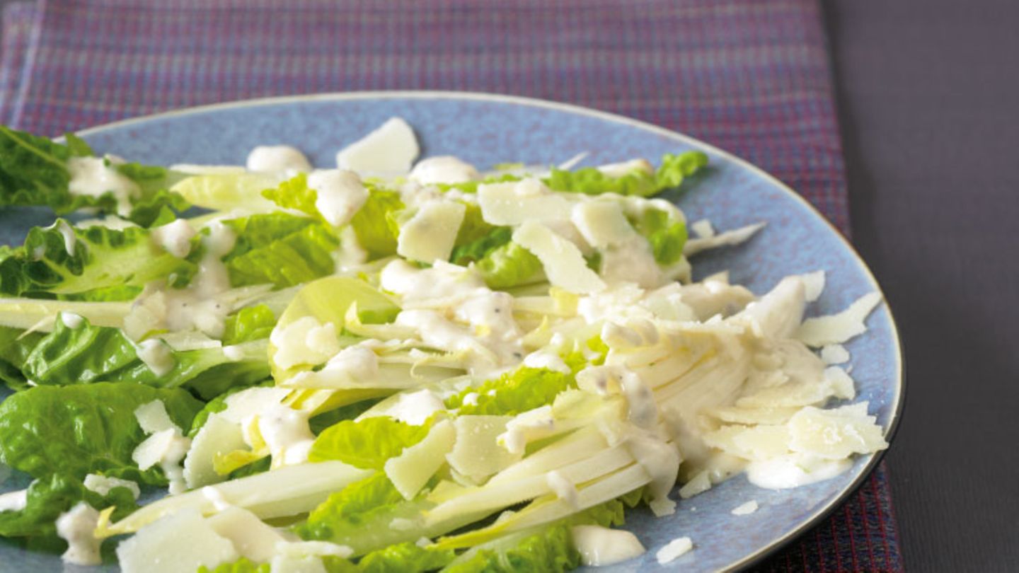 Caesar-Chicorée-Salat Rezept