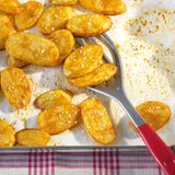 Kartoffelscheiben aus dem Ofen