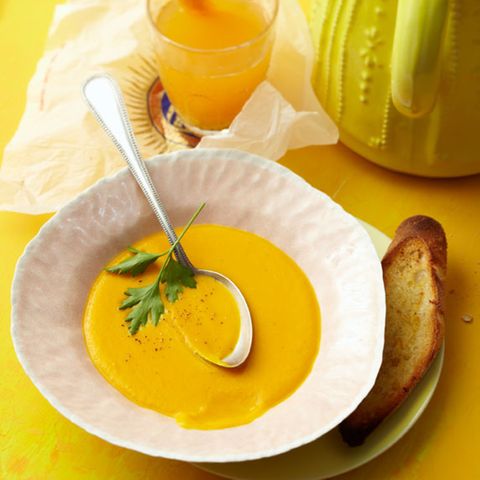 Apfelsinen-Kürbis-Suppe