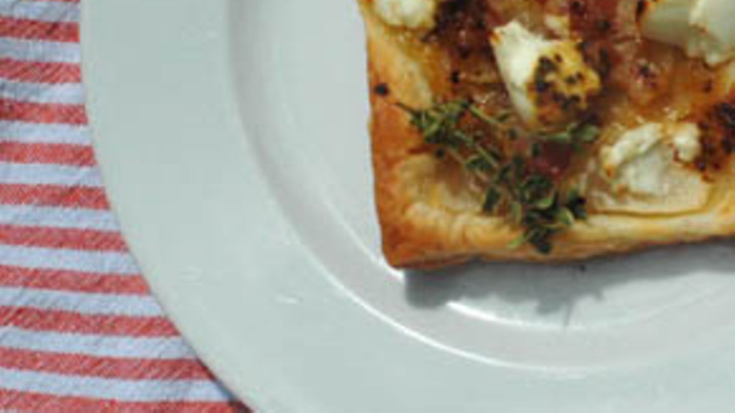 Birnentarte mit Ziegenkäse und Senfdressing Rezept