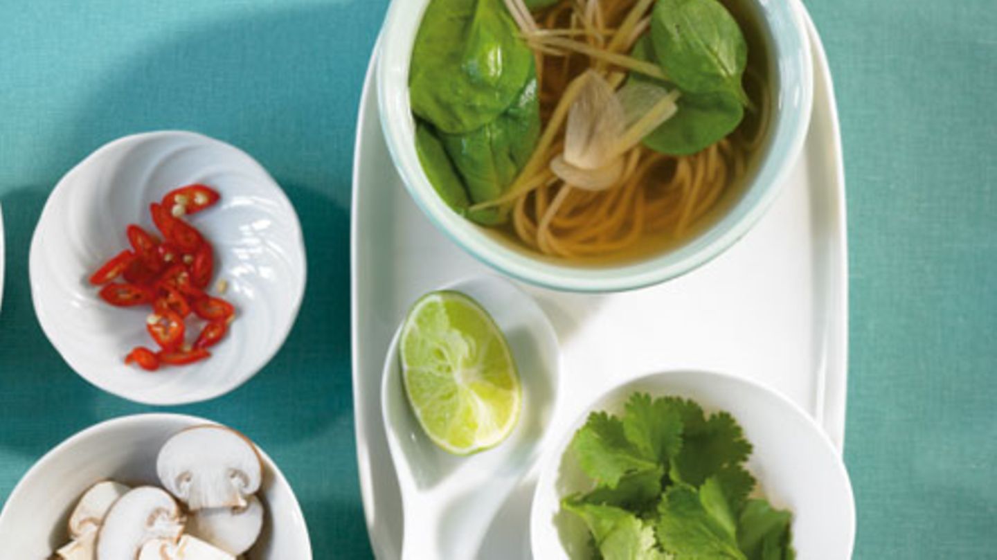 Asia-Suppe Rezept - [ESSEN UND TRINKEN]