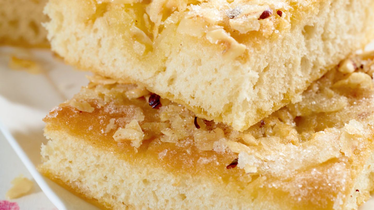 Zitroniger Butterkuchen Rezept - [ESSEN UND TRINKEN]