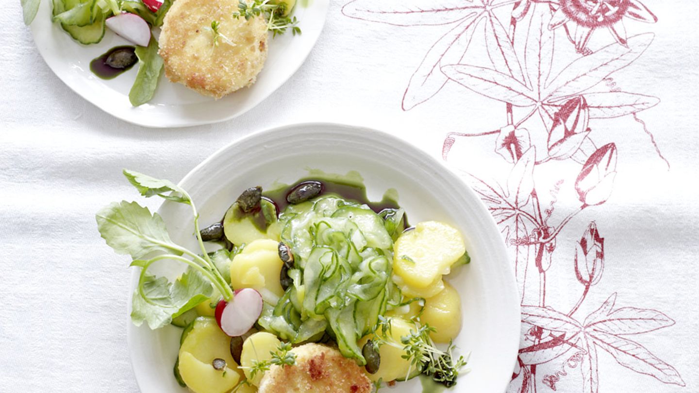 Kartoffel-Gurken-Salat mit Ziegenkäse Rezept