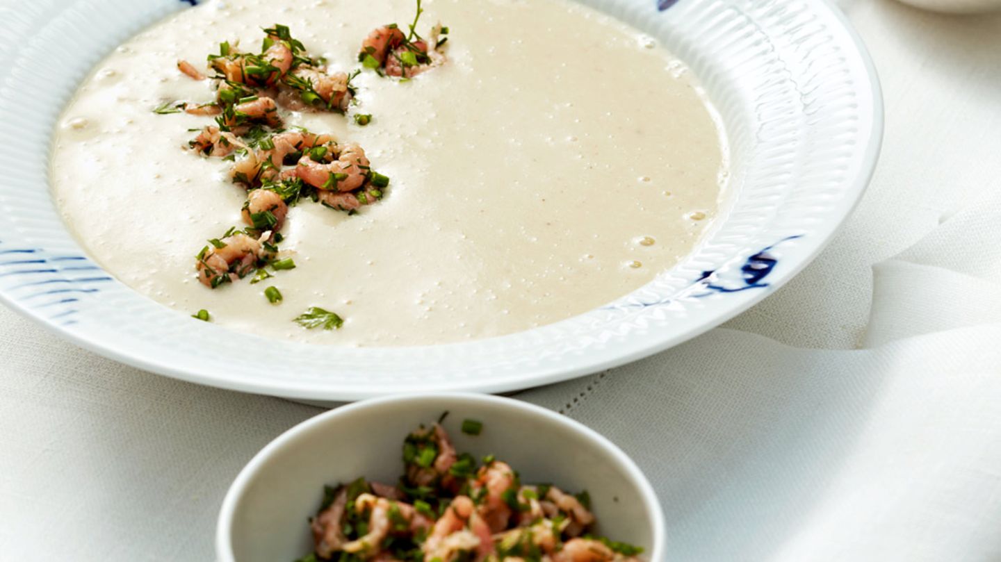 Kartoffelcremesuppe mit Kräuterkrabben Rezept - [ESSEN UND TRINKEN]