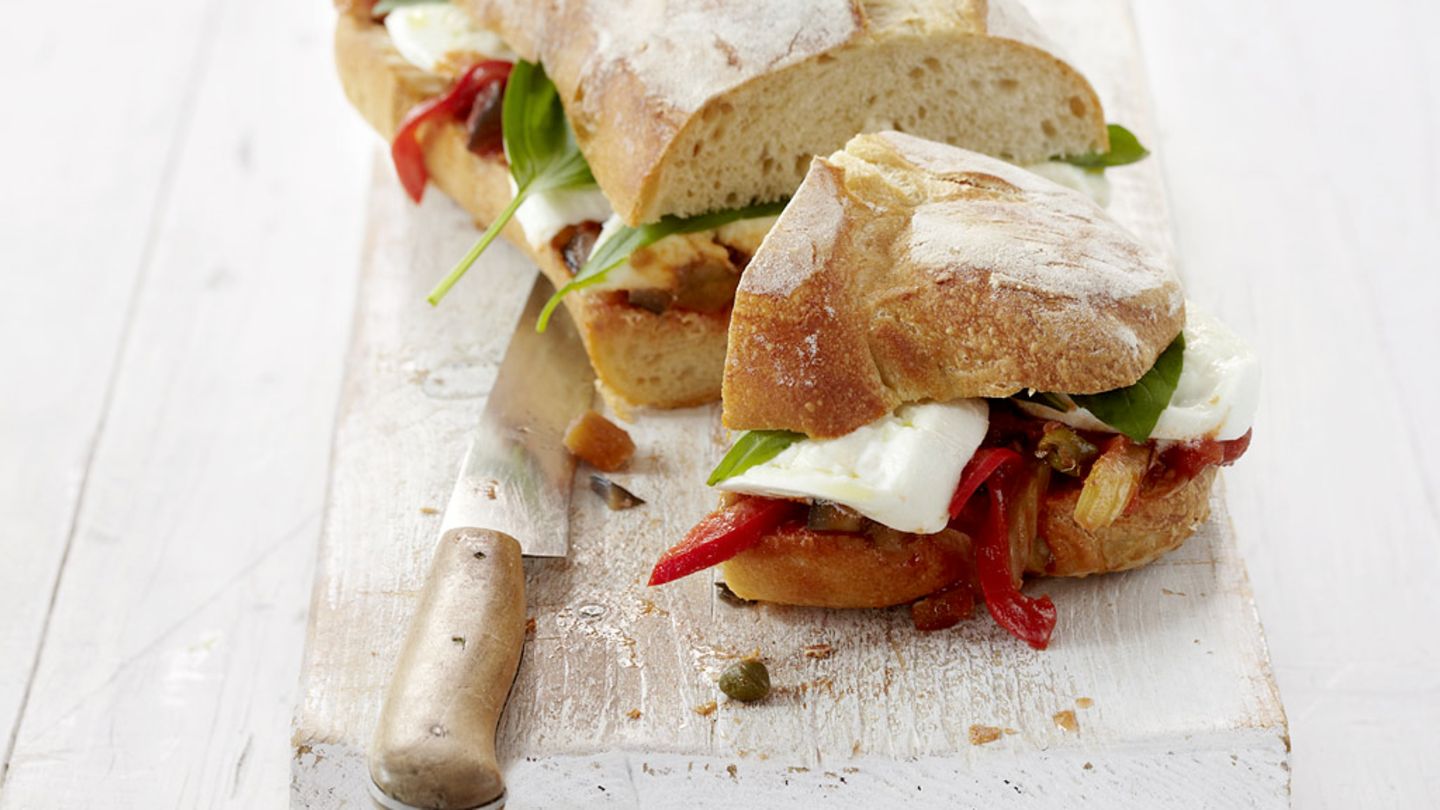Caponata-Mozzarella-Ciabatta Rezept