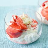 Ricottasahne mit Erdbeeren