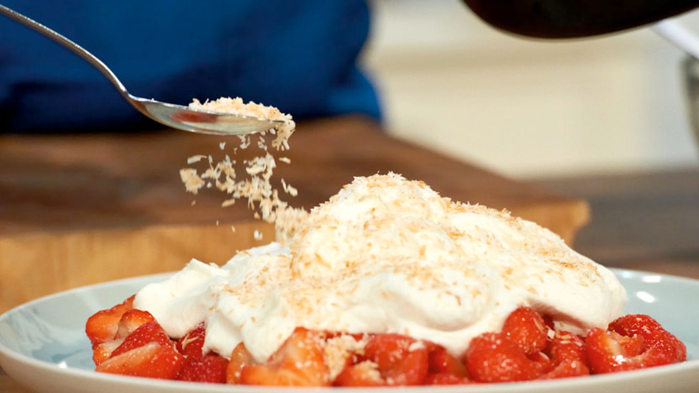 Erdbeeren mit Kokossahne Rezept