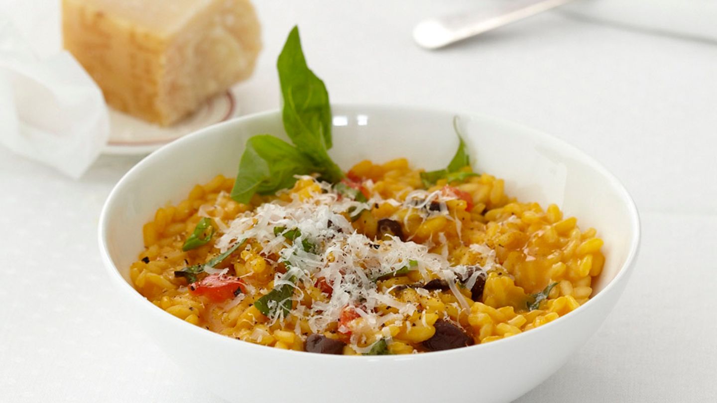 Möhren-Paprika-Risotto mit Oliven Rezept