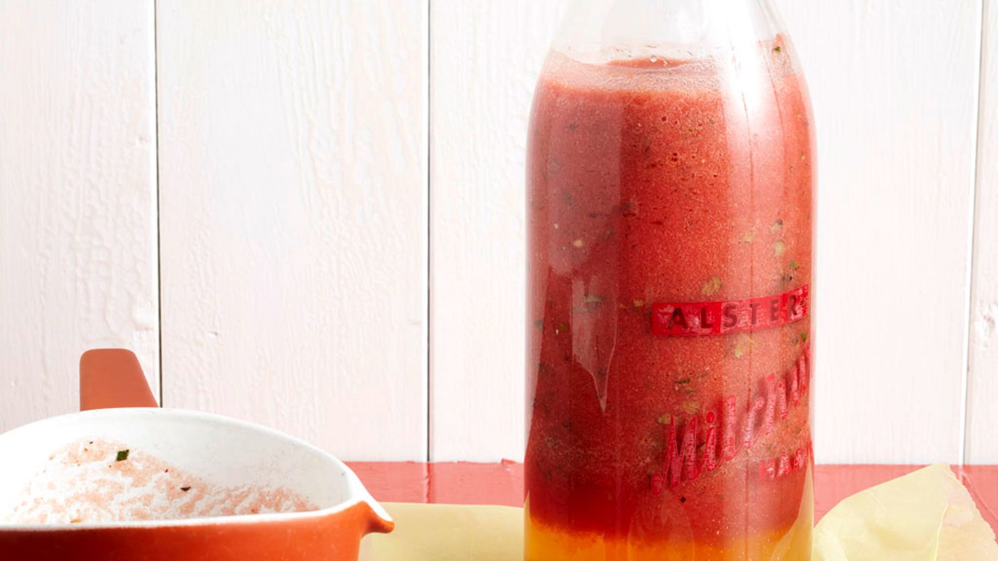 Scharfe rohe Tomatensauce Rezept