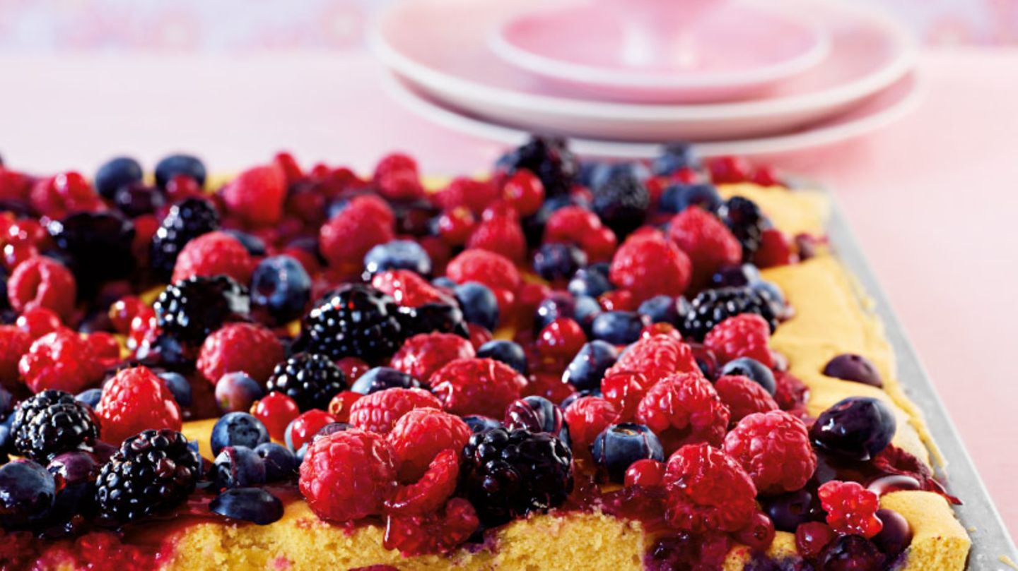 Bunter Beerenkuchen Rezept