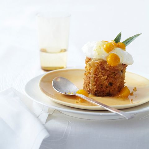 Möhren-Küchlein mit Physalis-Kompott