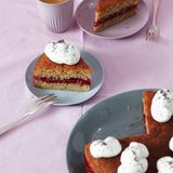 Haselnuss-Zwetschgen-Torte