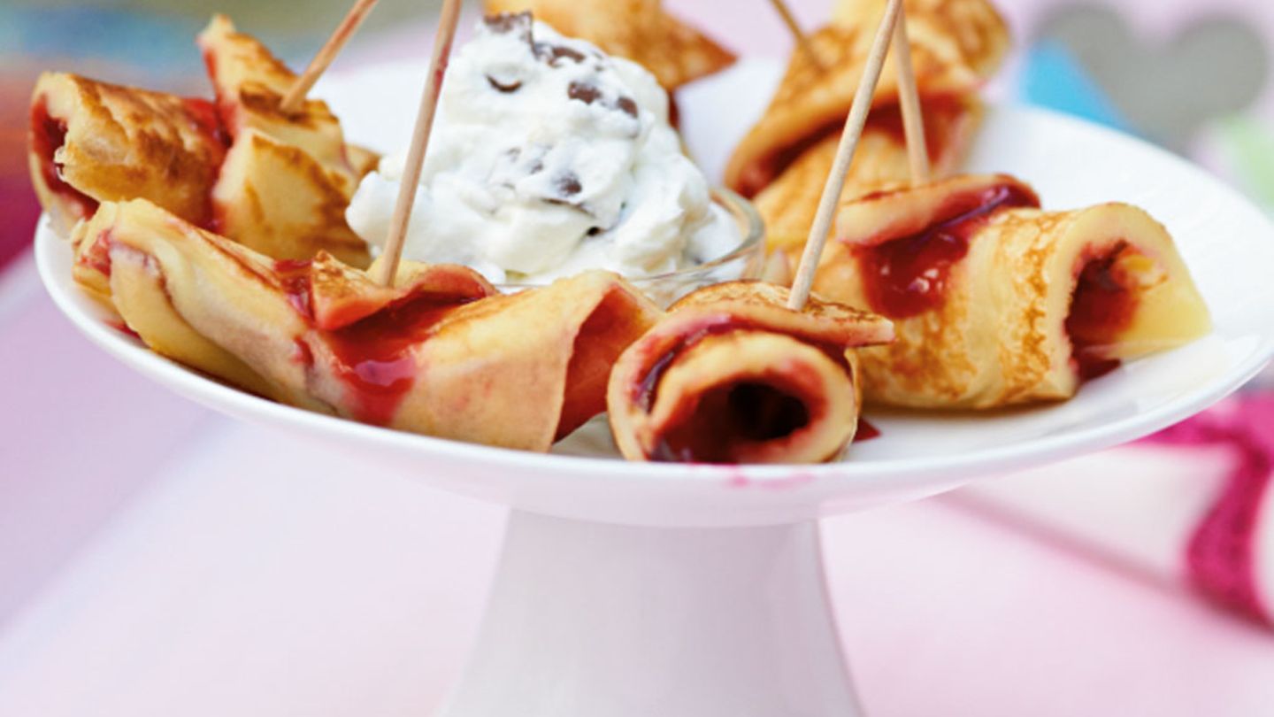Pfannkuchenröllchen Rezept