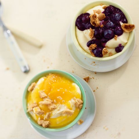 Heidelbeer-Amaretti-Topping
