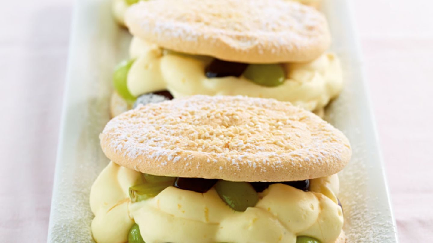 Trauben-Biskuit-Burger Rezept