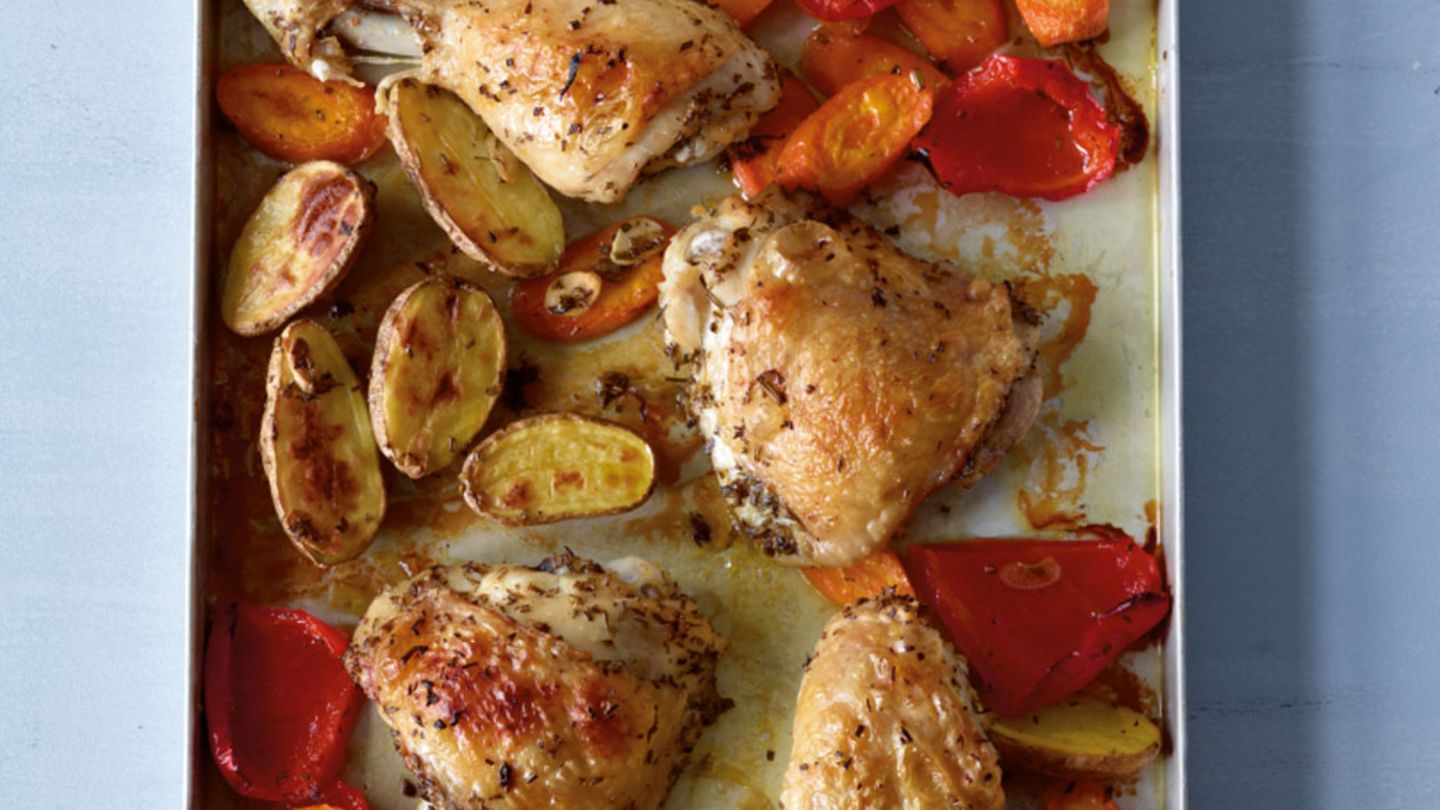 Hähnchenkeulen vom Blech Rezept
