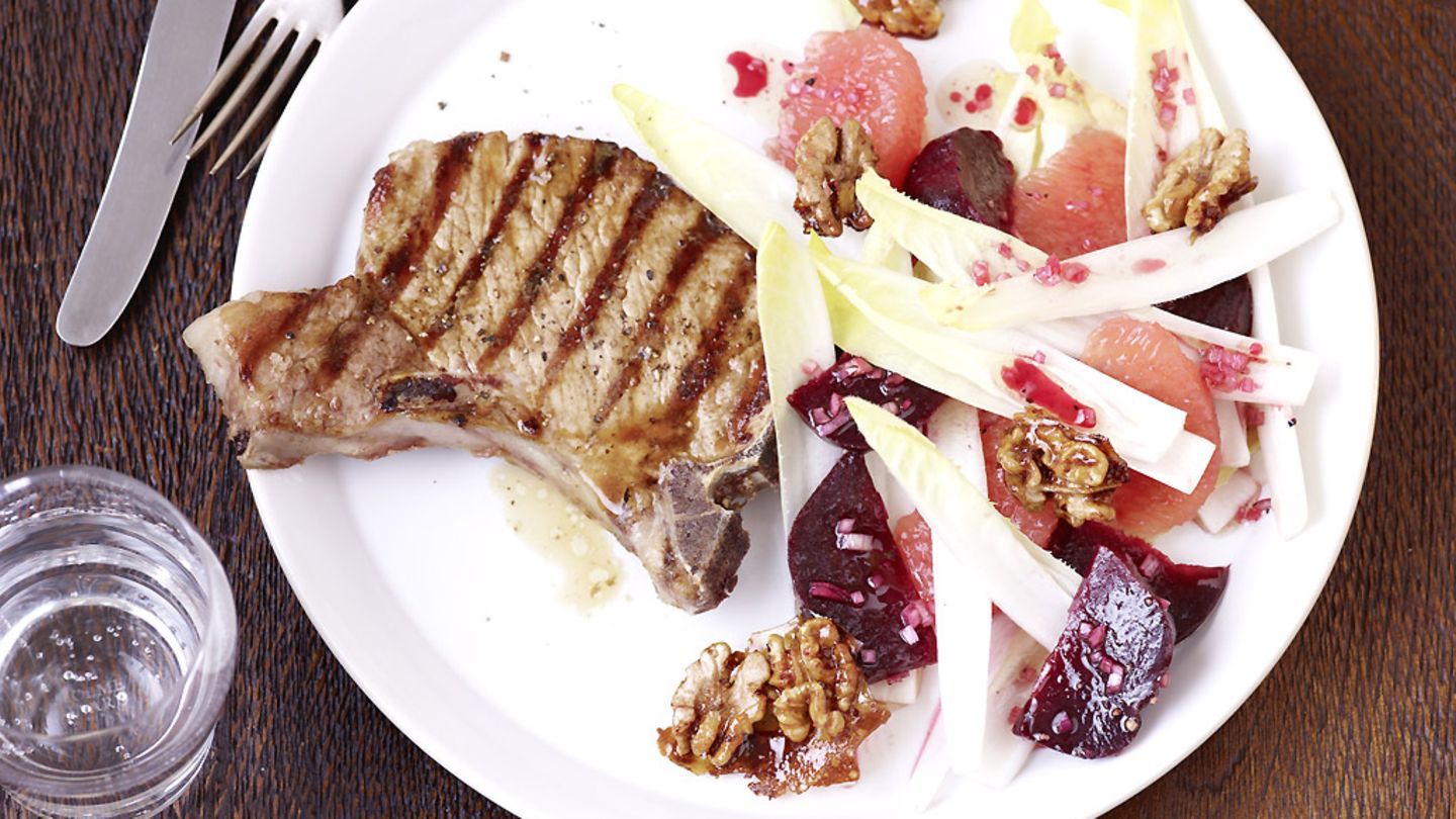 Chicoréesalat mit karamellisierten Walnüssen Rezept