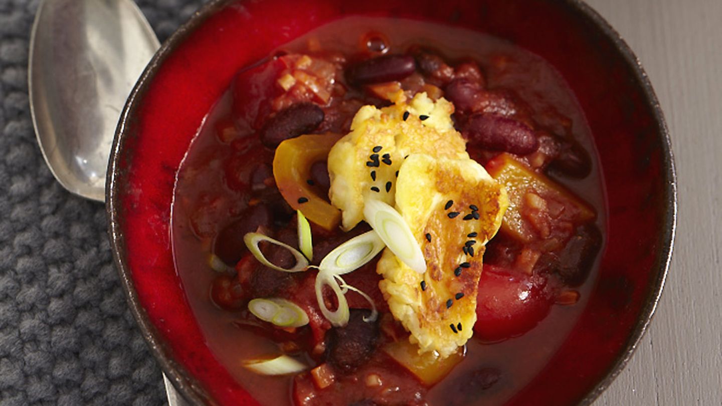 Chili sin Carne mit Halloumi Rezept
