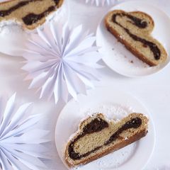 Feigen-Rotwein-Stollen