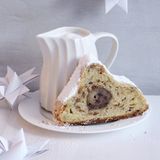 Amarena-Marzipan-Stollen
