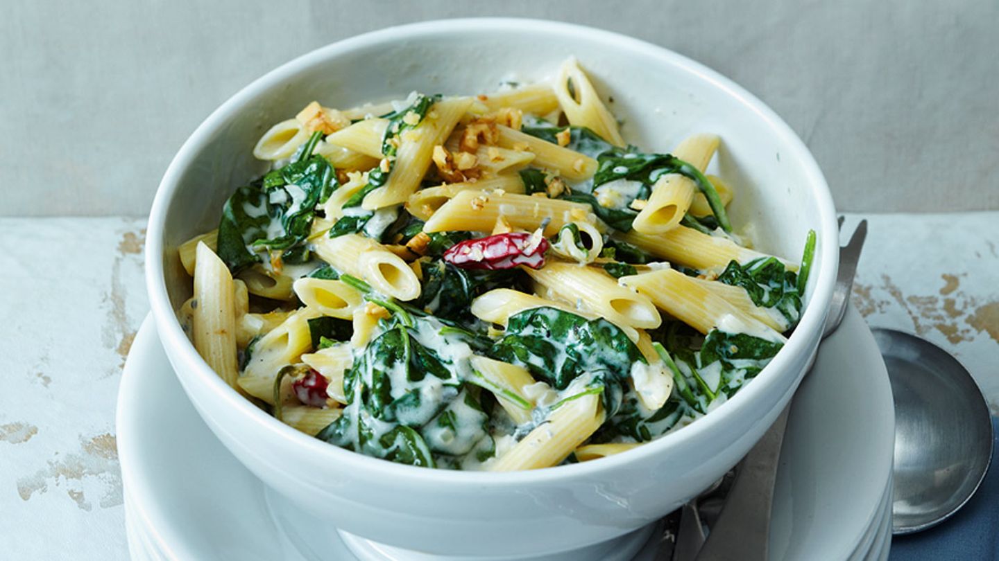 Pasta mit Gorgonzola und Spinat Rezept