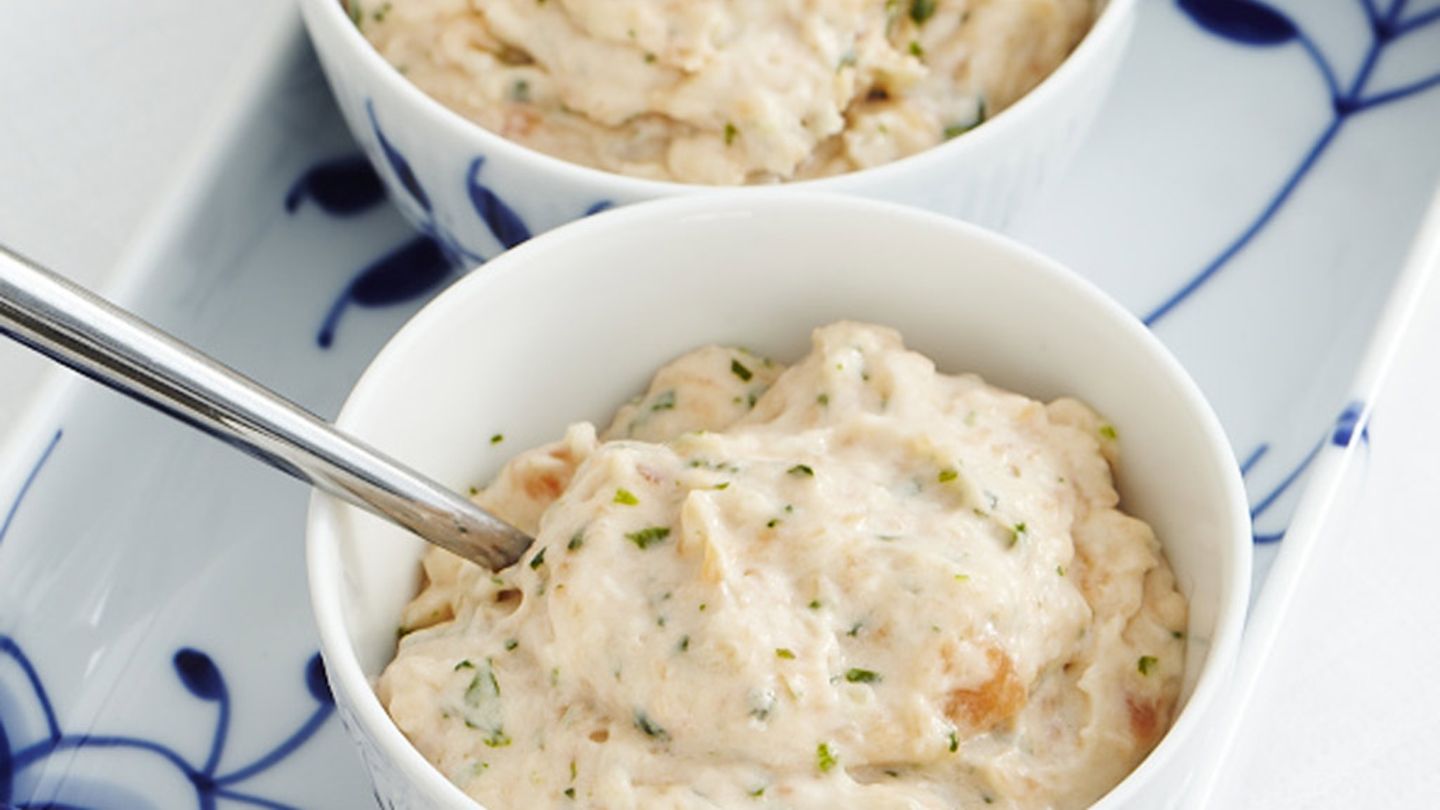 Räucherlachscreme mit Estragon Rezept - [ESSEN UND TRINKEN]