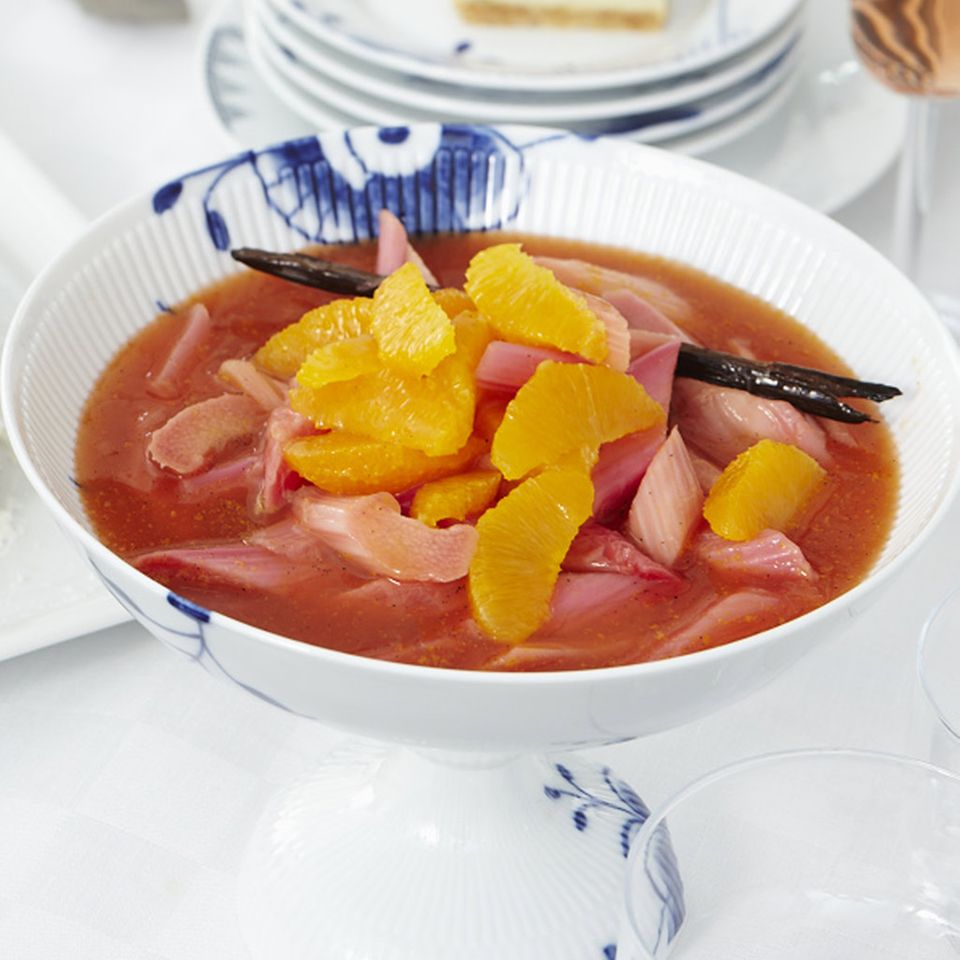 Rhabarberkompott Mit Orangen Rezept Essen Und Trinken