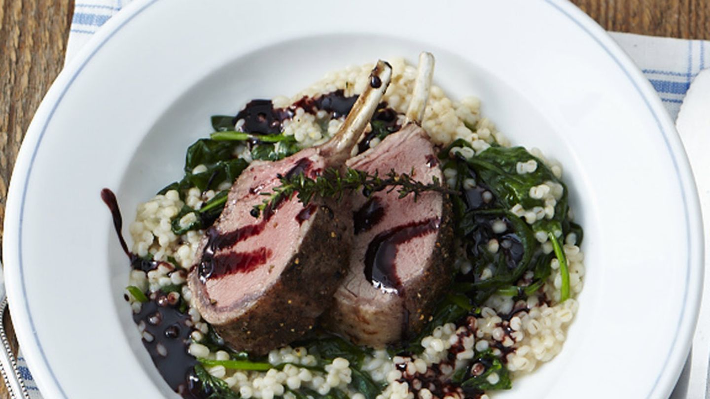 Lamm mit Graupen-Spinat-Gemüse Rezept
