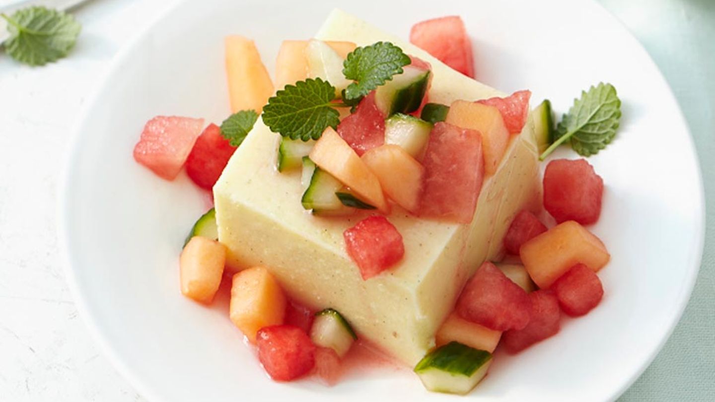 Vanilleschnitten mit Melonen-Gurken-Salat Rezept