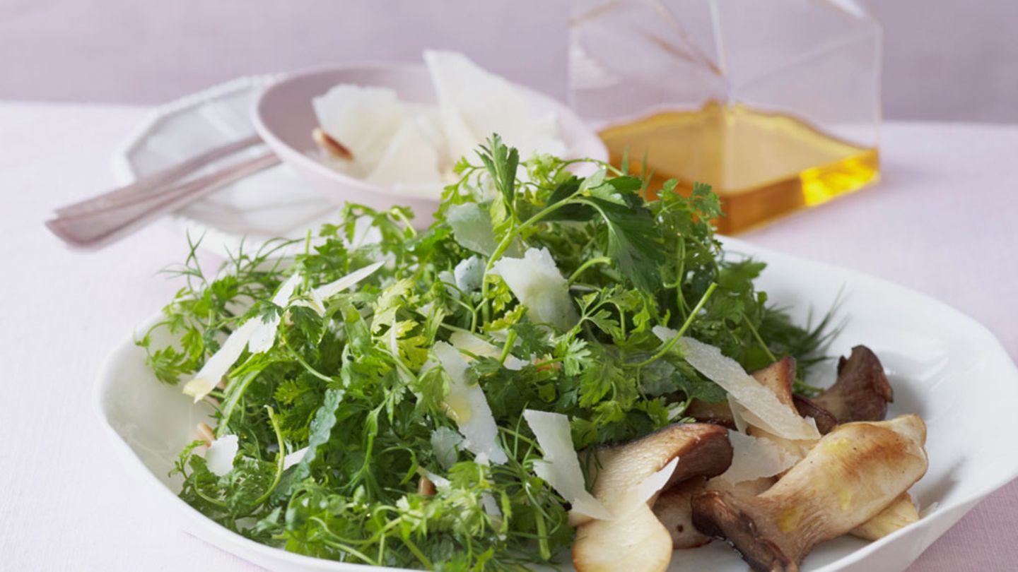 Kräutersalat mit Kräuterseitlingen Rezept