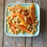 Möhren-Kichererbsen-Salat