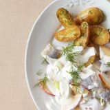 Matjesstippe mit Nektarine