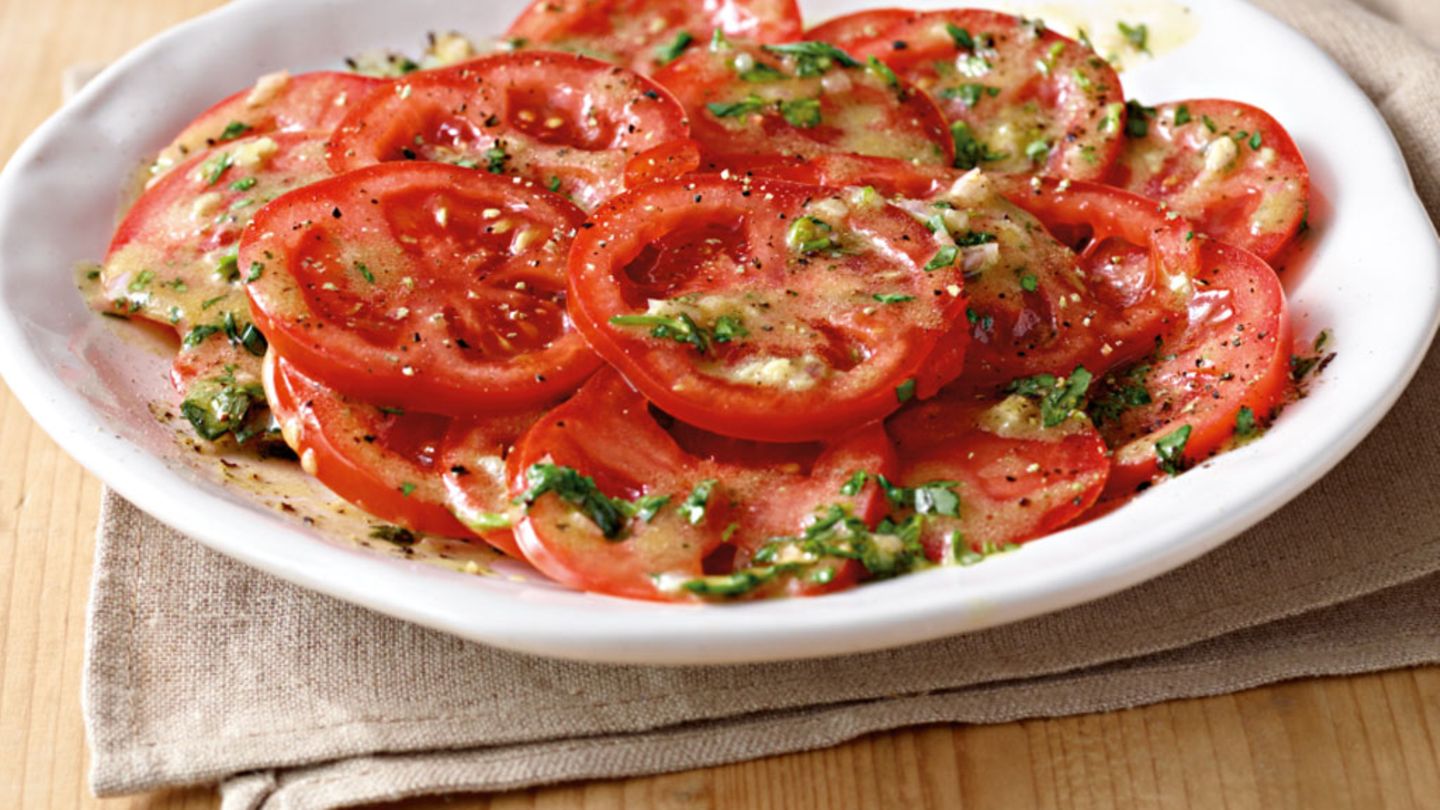 Tomatensalat Rezept - [ESSEN UND TRINKEN]