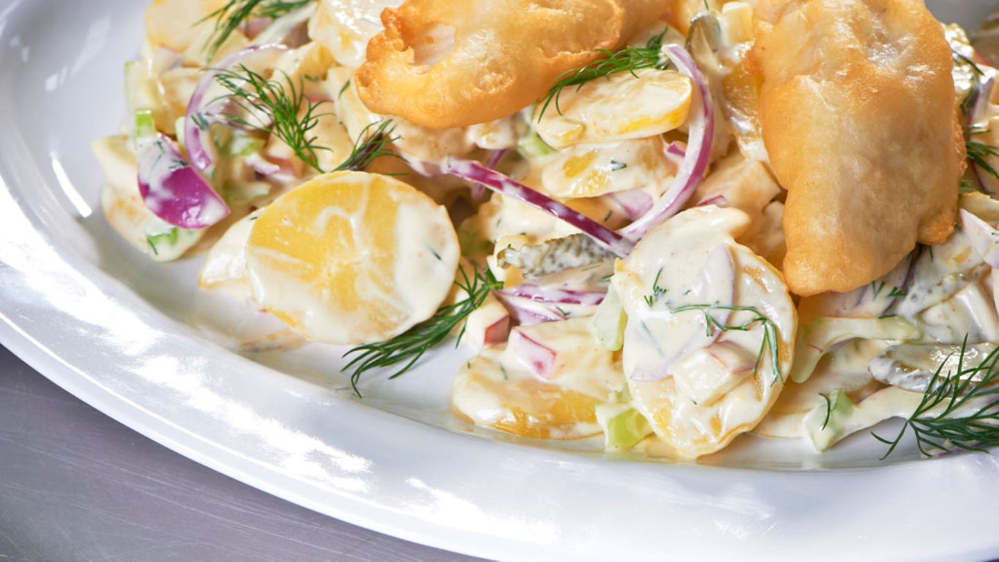 Kartoffelsalat mit Backfisch Rezept