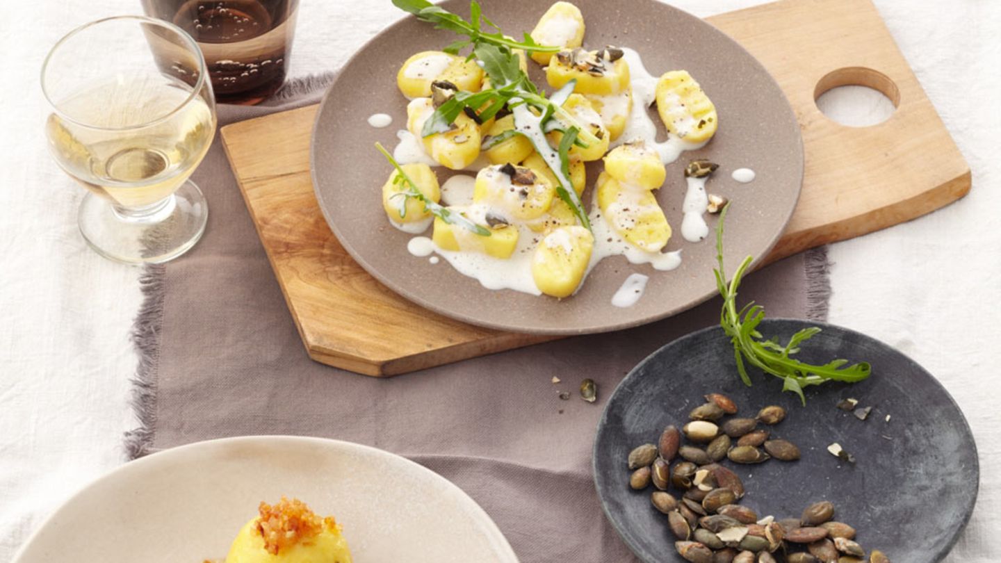 Kartoffelnocken mit Stilton und Rauke Rezept - [ESSEN UND TRINKEN]