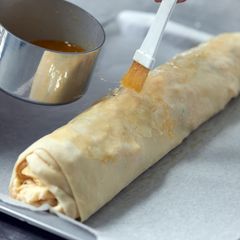 Strudelteig (Grundrezept)