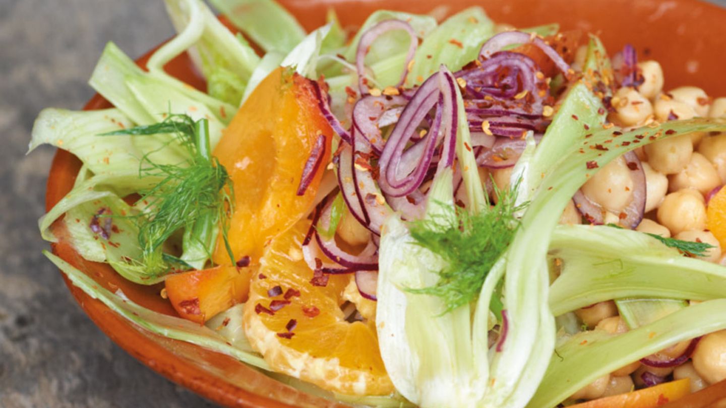 Kichererbsen-Fenchel-Salat mit Aprikosen und Orangen Rezept