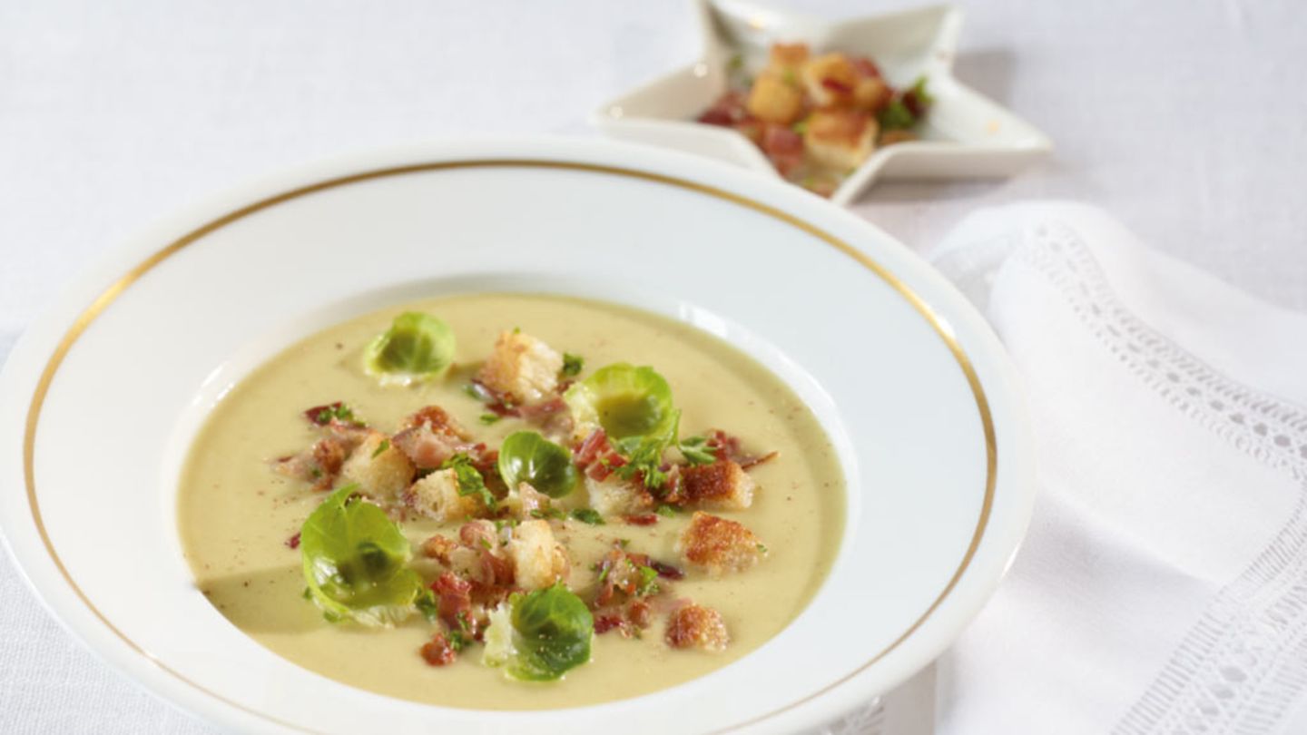 Rosenkohlsuppe mit Kartoffeln