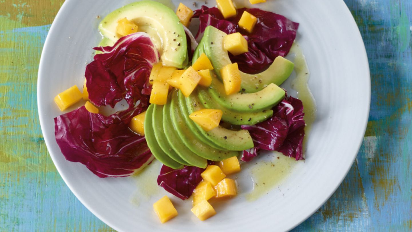 Fruchtiger Avocadosalat Rezept