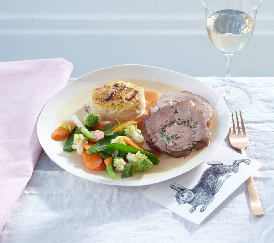 Edles Kartoffelgratin passt toll zu Kalbsrollbraten Edles Kartoffelgratin passt toll zu Kalbsrollbraten