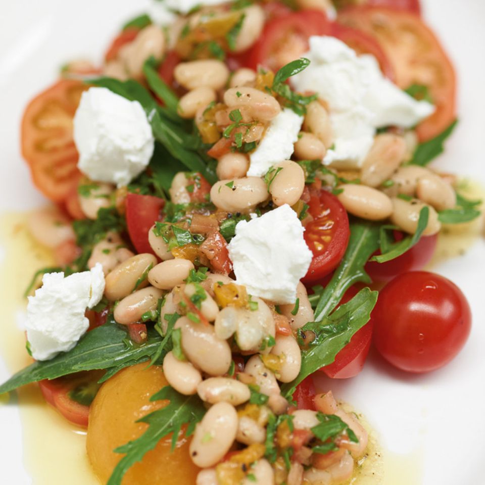 Tomaten-Aprikosen-Salat
