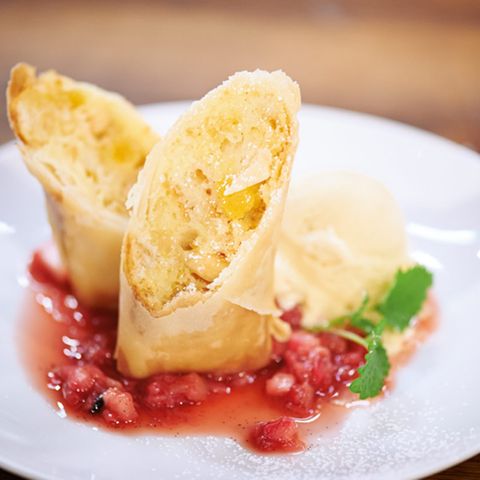 Süße Frühlingsrollen