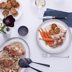 Kaninchenkeulen in Riesling-Sahne