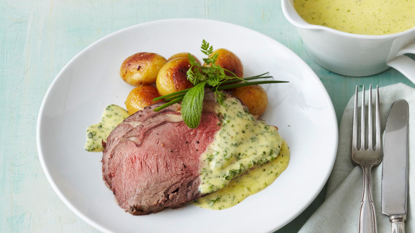 Roastbeef mit Kräuter-Hollandaise Rezept - [ESSEN UND TRINKEN]