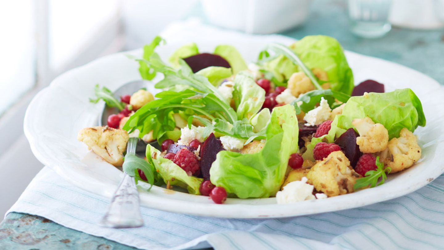 Rote-Bete-Salat mit Beeren Rezept