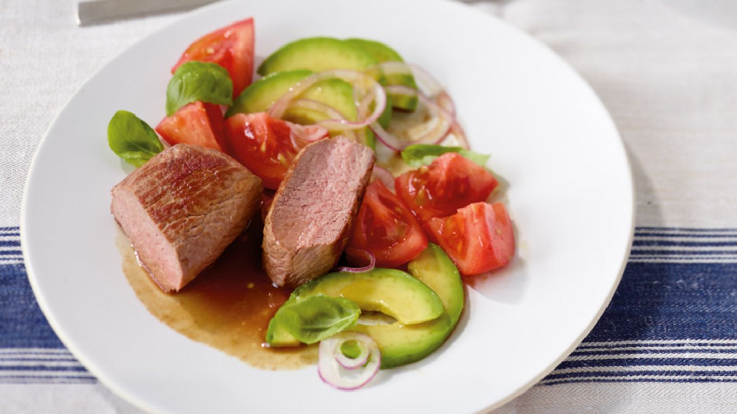 Lamm mit Avocadosalat Rezept